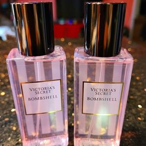 2 Victoria's secret BOMBSHELL Fine Fragrance Mist